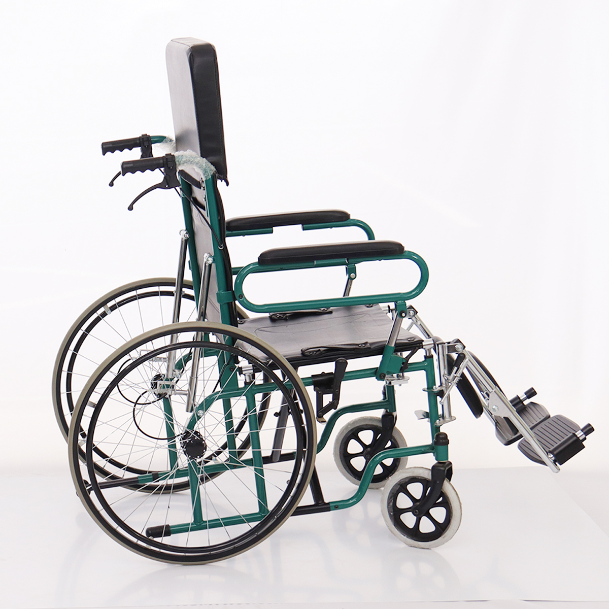 SILLA DE RUEDAS MOD FS902GC-46 FOSHAN - Imagen 4
